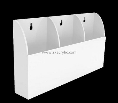 Wall mounted 3 pockets white acrylic pamphlet holders BH-2185