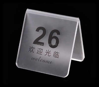 Custom table top V shape acrylic number sign SH-679